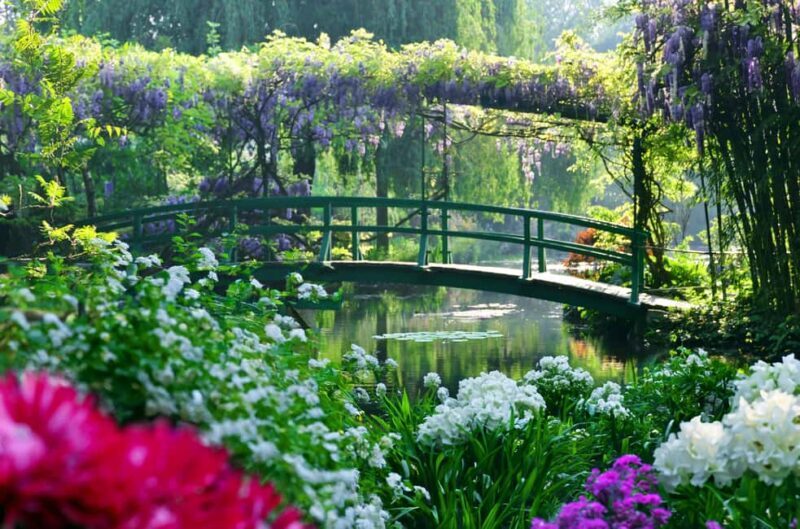 Versailles & Giverny from Paris PRIVATE TOUR with PHOTOSHOOT - Accessibility and Practical Tips