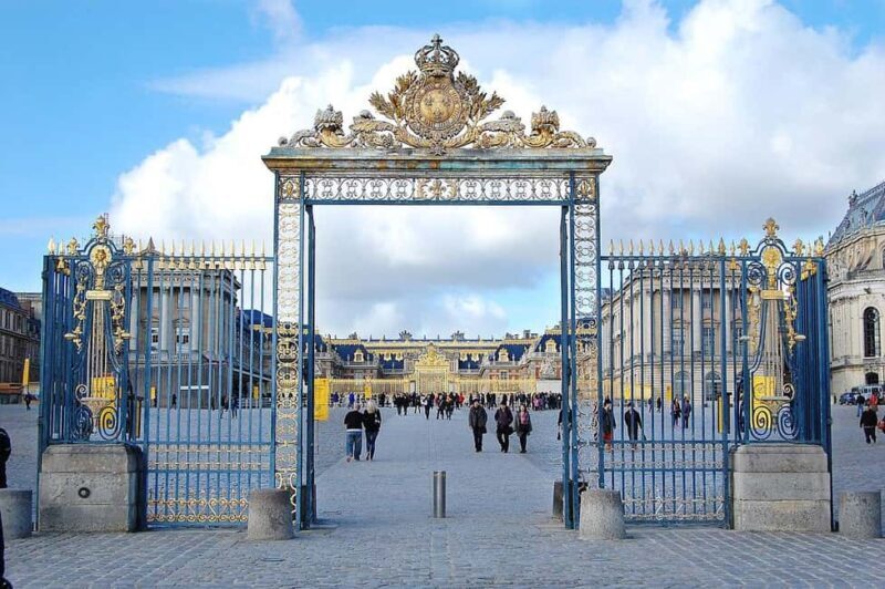 Versailles Grand Tour: Gardens & Palace Exploration - The Garden Tour: Guided and Informative