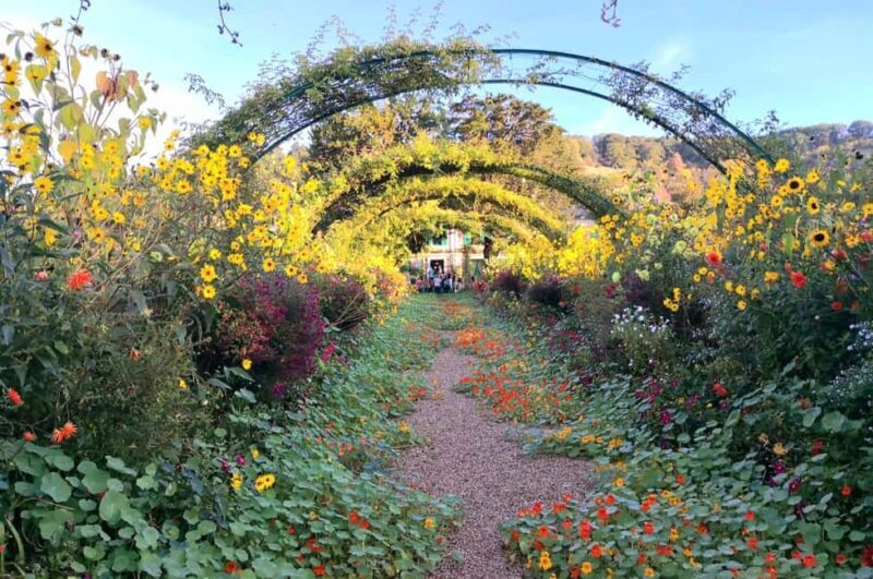 Versailles Palace and Giverny Private guided tour from Paris - Final Thoughts