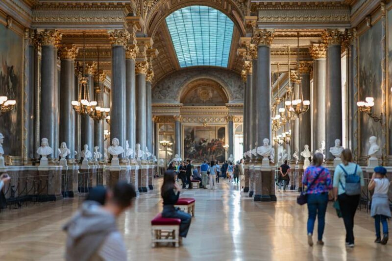 Versailles Palace Guided Experience and Gardens Entry 10 PPL - Key Points
