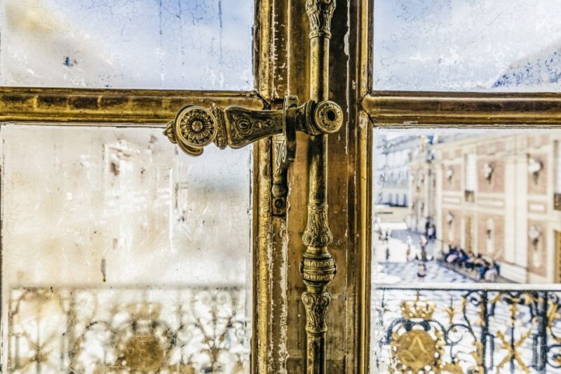 Versailles: Palace of Versailles Timed Entry Ticket - Who Should Consider This Tour?