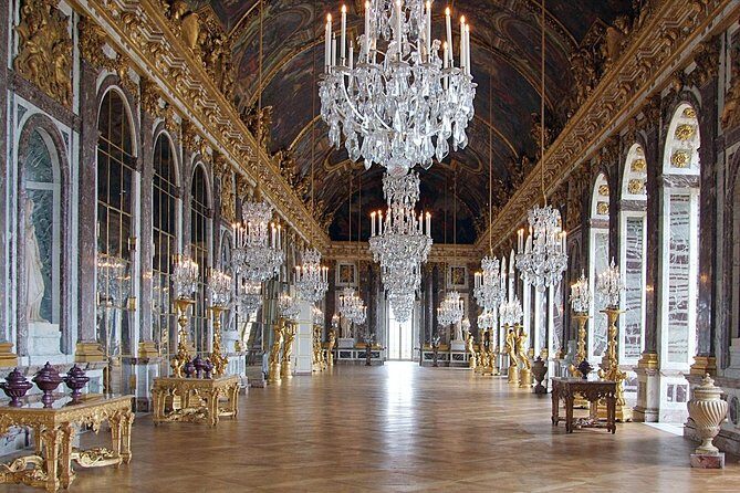 Versailles Palace Private Half Day Guided Tour including Hotel Pickup from Paris - The Allure of Versailles and What Sets This Tour Apart