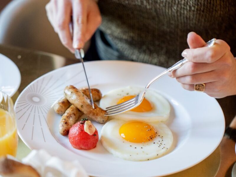 Versailles Palace Skip-the-Line Entrance and Breakfast - FAQs