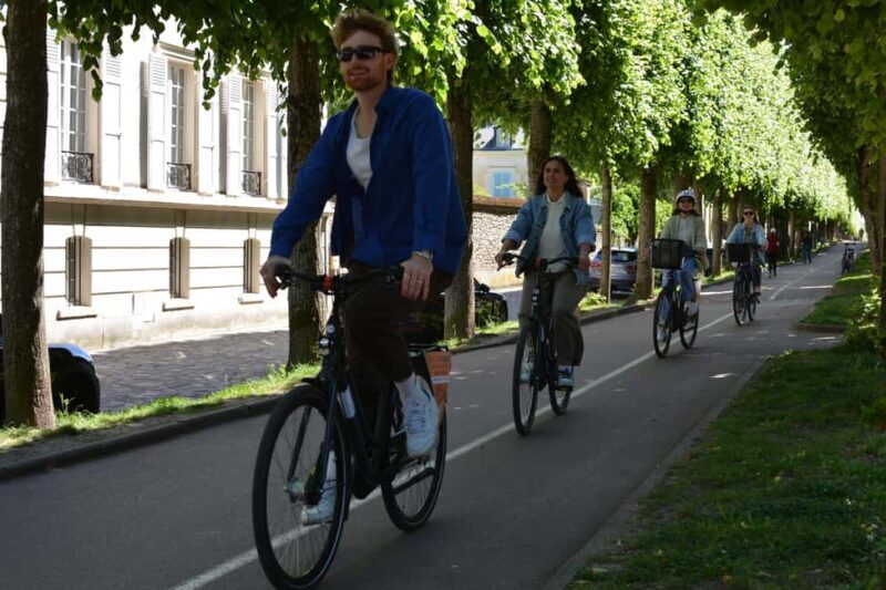 Versailles: Quality Electric Bike Rental - What to Expect from the Electric Bike Rental