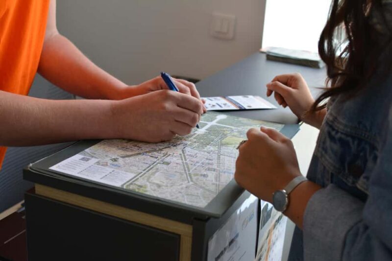 Versailles: Quality Electric Bike Rental - Why Choose an Electric Bike Over Guided Tours?