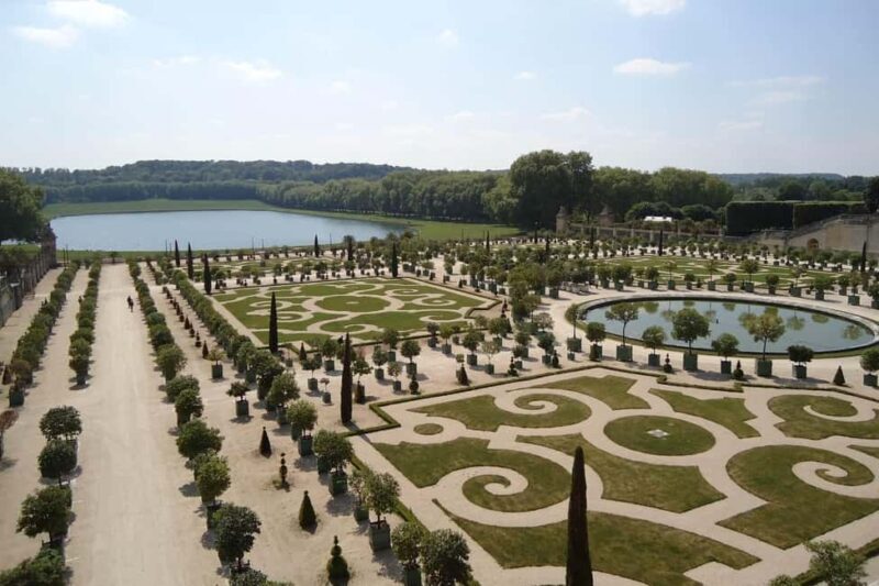Versailles: Royal Palace & Gardens Private Golf Cart Tour - Key Points