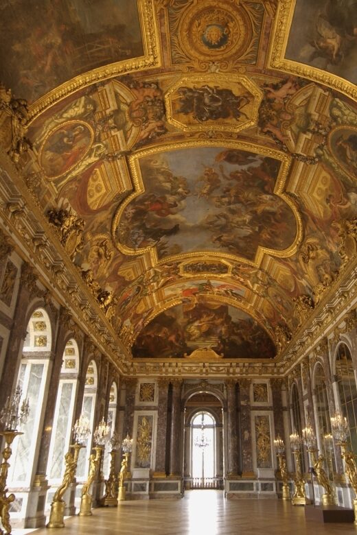Versailles: Skip-the-Line Guided Tour of Palace with Gardens - An Introduction to Versailles: What to Expect