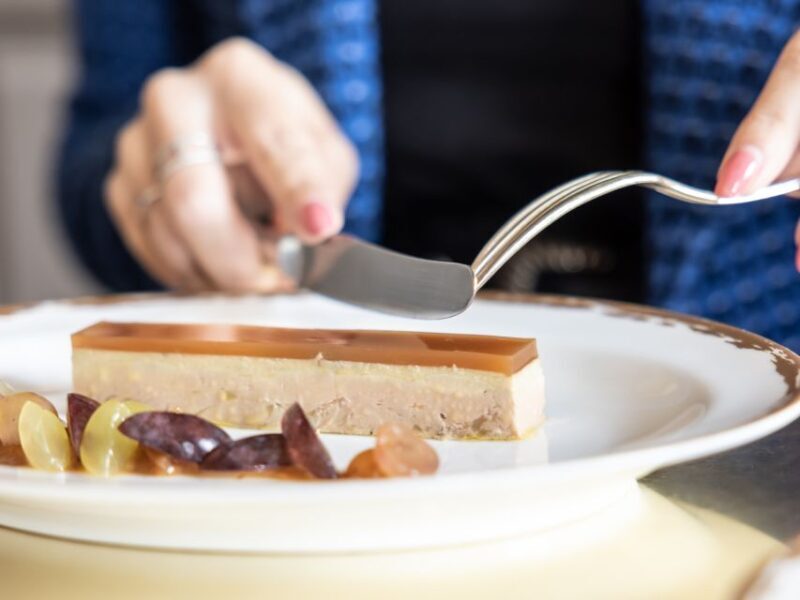 Versailles: Skip-the-Line Palace Entry Ticket & Lunch at Ore - Key Points