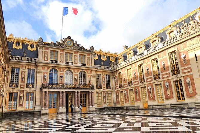 Versailles Small Group Guided Tour with Tranportation from Paris - Key Points
