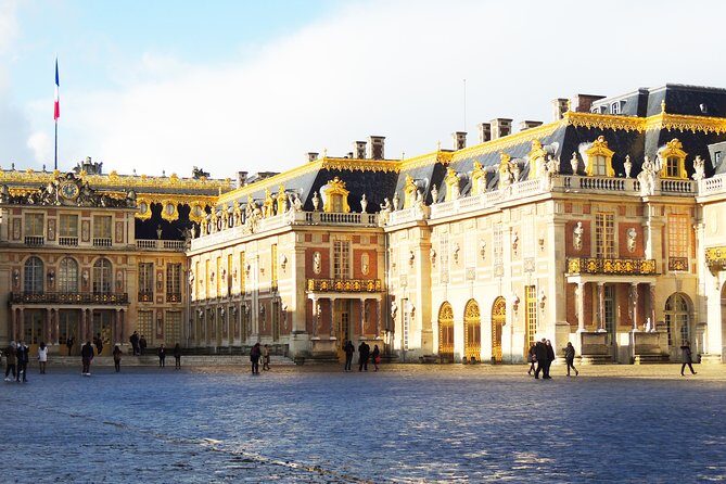 Versailles Small Group Guided Tour with Tranportation from Paris - The Sum Up