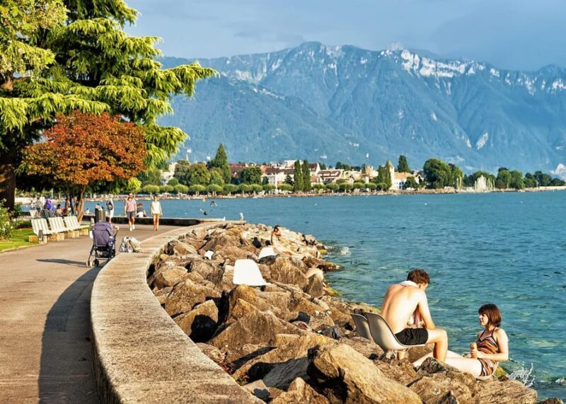 Vevey: Express Walk with a Local in 60 minutes - Vevey: Express Walk with a Local in 60 Minutes — A Practical Guide for Travelers
