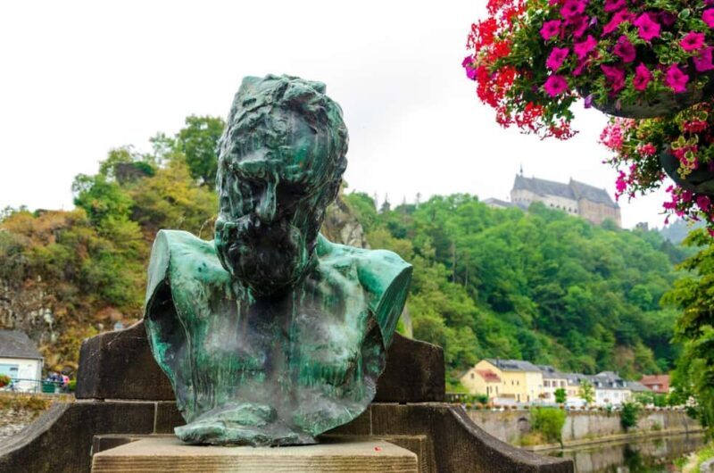 Vianden: Captivating Private Walking Tour - Key Points