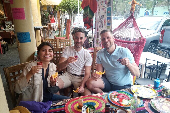 Vibrant Coyoacán Art Tour with Flavorful Mexican Fruit Tasting! - Centro Coyoacán: The Neighborhoods Soul