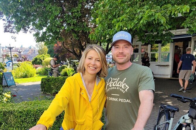 Victoria City Highlights E-Bike Tour - Castle Hoods & Legends - Exploring Victoria on Two Wheels: What to Expect