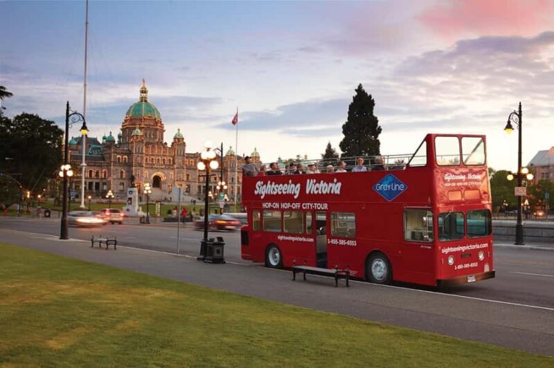 Victoria: Evening Hop-On Hop-Off City Sightseeing Tour - Key Points