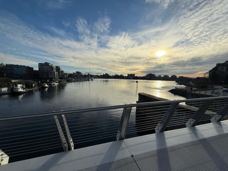 Victoria: Vistas and Views Food Tour with 3-Course Meal - The Itinerary Breakdown