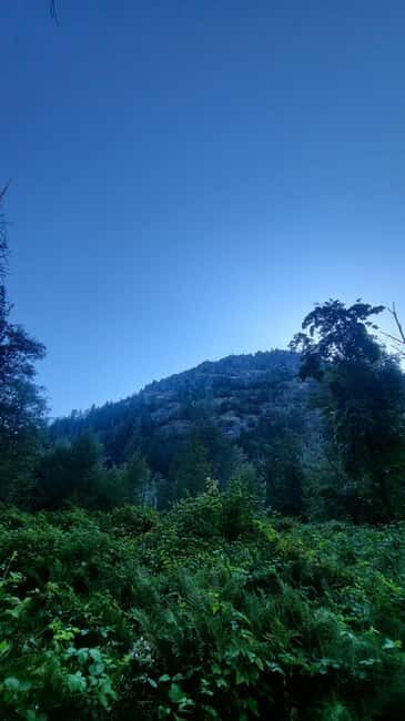 Victoria Waterfall, Skywalk, Beach Picnic, Castle and Whales - FAQ