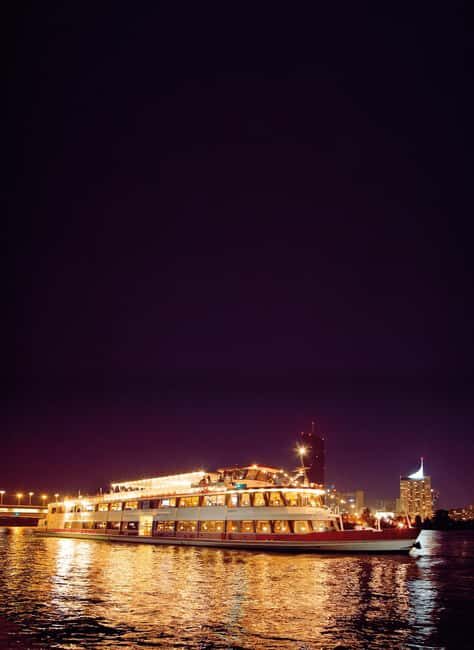 Vienna: 3.5-hour Danube cruise "Halloween Party" - A Detailed Look at the Danube Halloween Cruise Experience