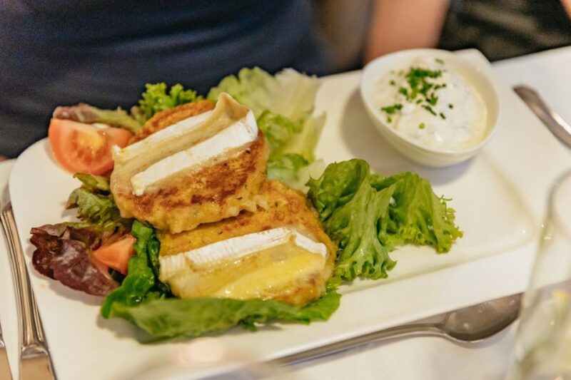 Vienna: 3-Course Evening Dinner Cruise - Who Will Love This Experience?