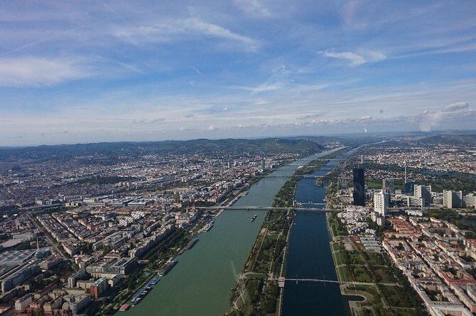 Vienna 40 Minutes Helicopter Tour for 2 - The Value of a Bird’s Eye View of Vienna