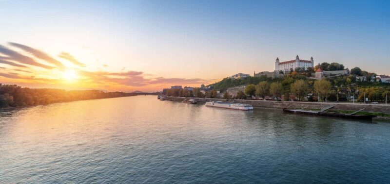 Vienna: Bratislava and Budapest Guided Best Day Trip - An In-Depth Look at the Tour