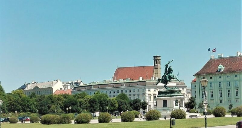 Vienna: City Highlights Guided Walking Tour & Old Town - A Closer Look at the Tour Experience
