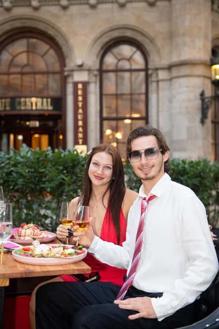 Vienna City Tour and Gourmet Lunch in a Classic Oldtimer - Practical Details