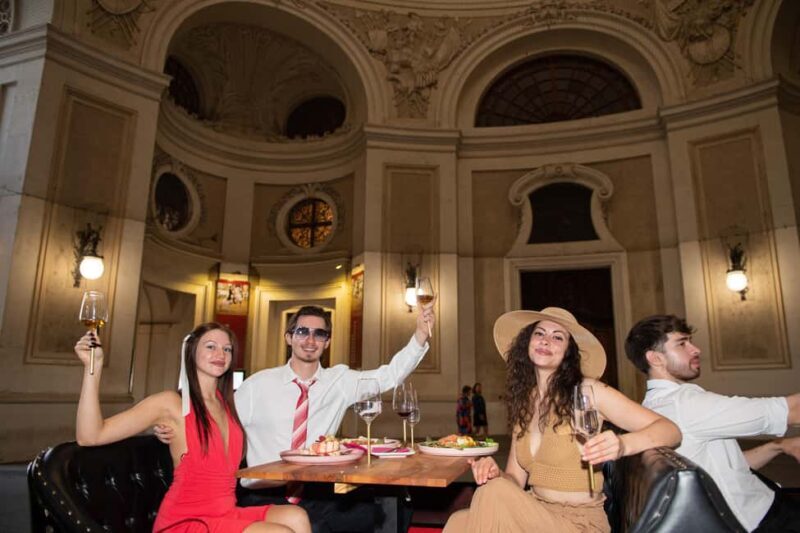 Vienna City Tour and Gourmet Lunch in a Classic Oldtimer - Who Is This Tour Best For?