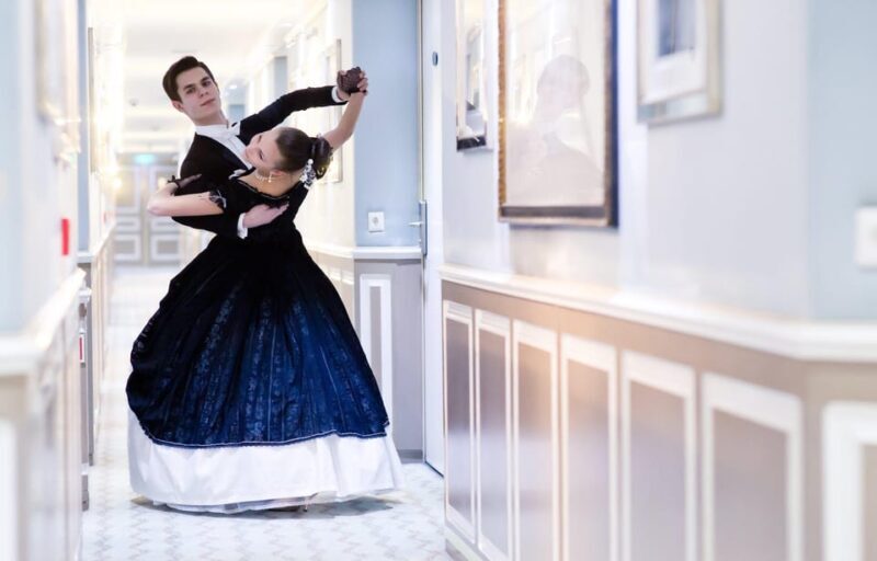 Vienna: Festive Season and New Year's Eve Waltz Workshop - A Closer Look at the Vienna Waltz Workshop
