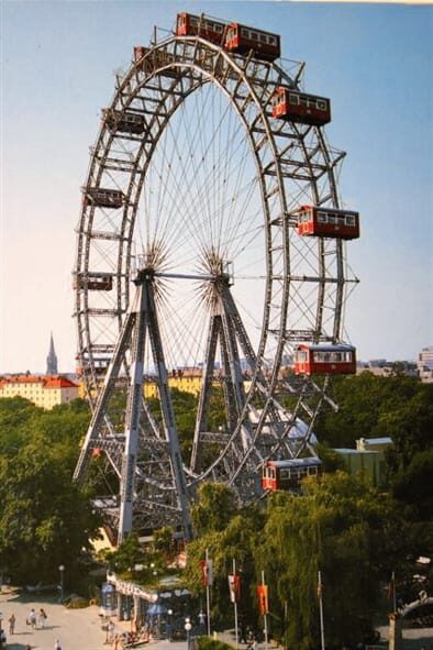 Vienna Full Day Tour from Prague - Transportation and Group Dynamics