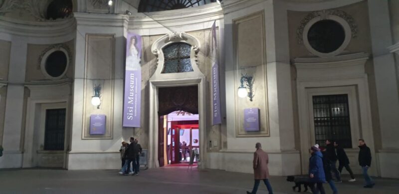 Vienna: Hofburg Palace and Principessa Sissi Tour - Vienna: Hofburg Palace and Principessa Sissi Tour Review