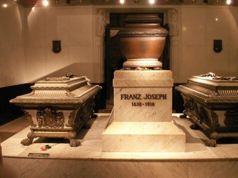 Vienna: Hofburg Palace and Sisi Museum Skip-the-Line Tour - An In-Depth Look at the Vienna Hofburg and Sisi Museum Tour