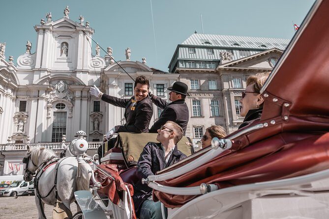 Vienna Horse-Drawn Carriage Ride with Sparkling Wine and Food - What to Expect from the Experience