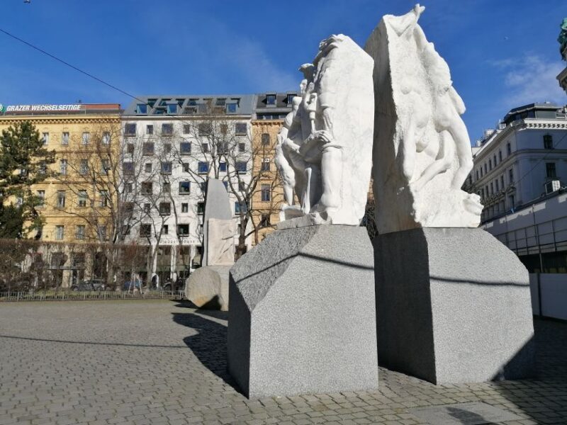 Vienna: Imperial History Guided Walking Tour - The Experience from a Reviewers Perspective