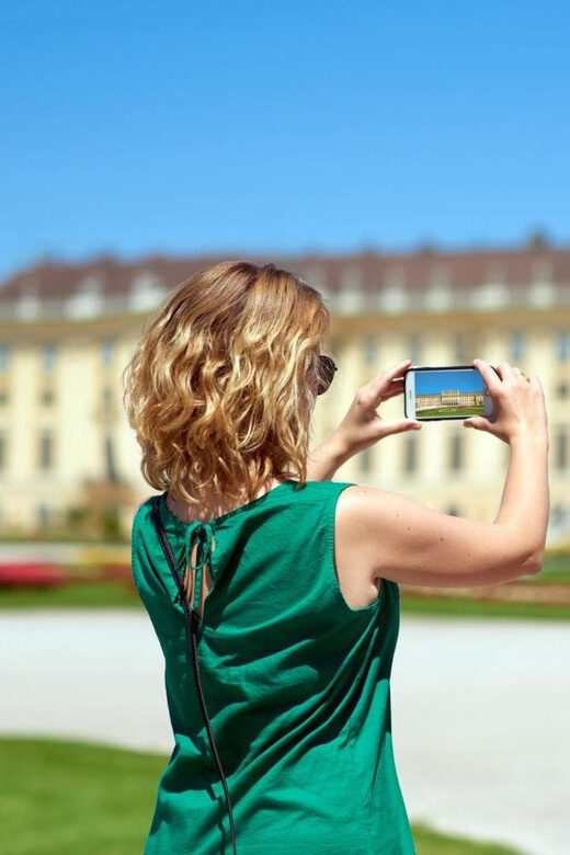 Vienna: Insta-Perfect Walk with a Local - FAQ