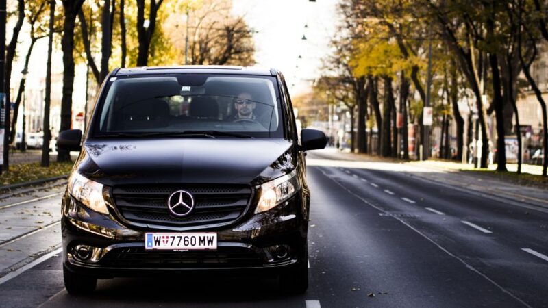 Vienna: Private 3-Hour City Highlights Van Tour - Key Points