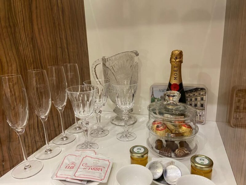 Vienna: Private Luxury Shopping & Afternoon Tea Experience - FAQs