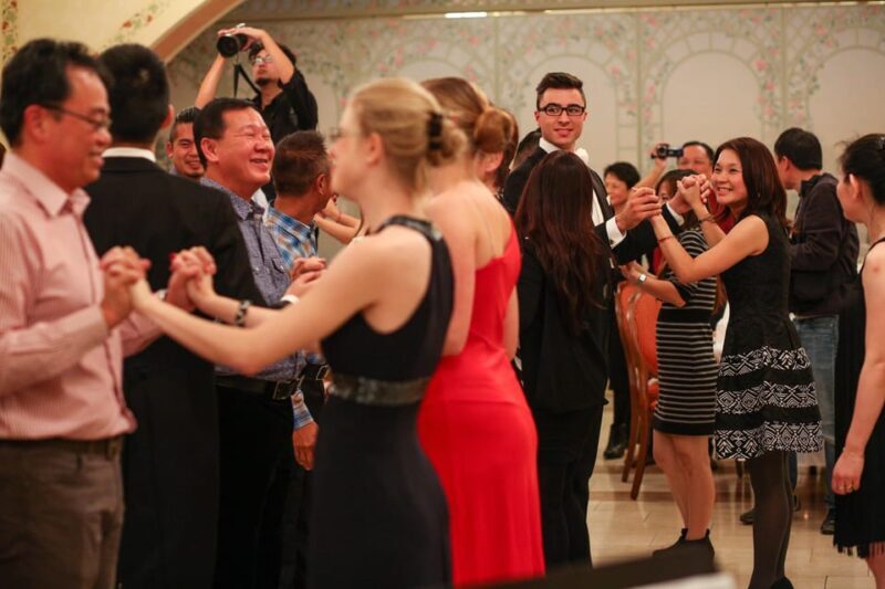 Vienna: Private Waltz Workshop for groups (4-14 guests) - What to Expect from the Private Waltz Workshop in Vienna