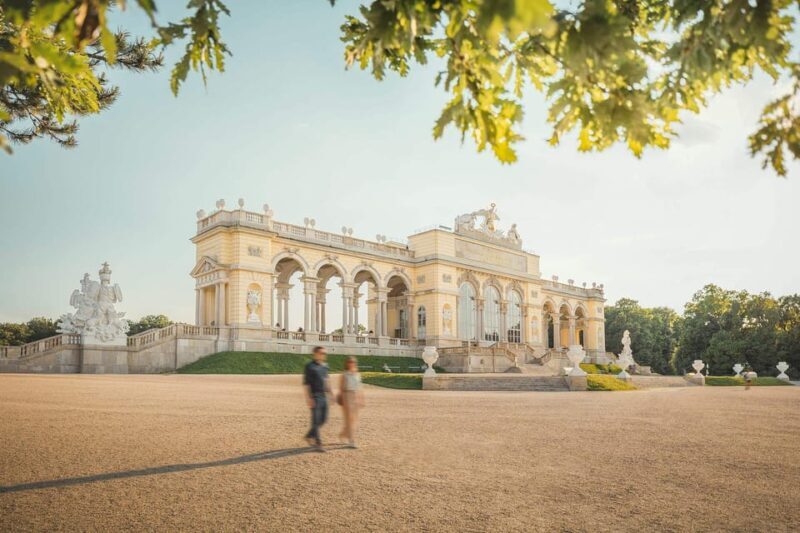 Vienna: Schönbrunn Palace and its enchanting gardens - guided tour - Key Points