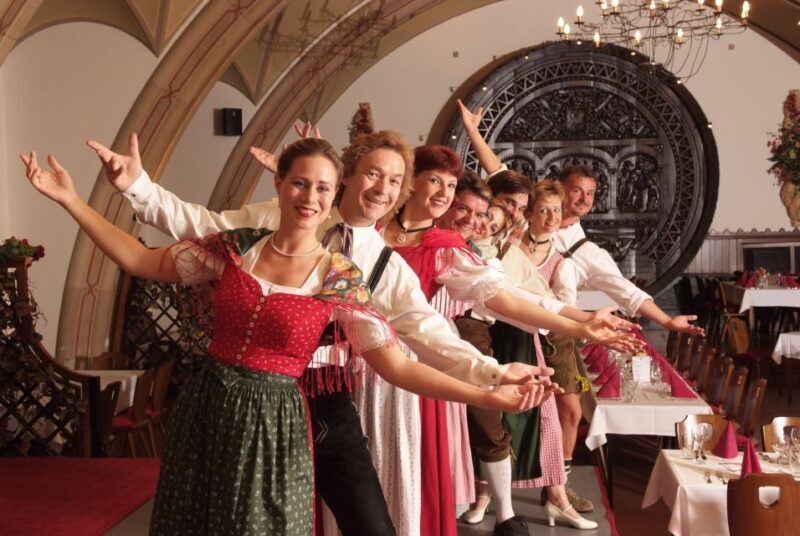 Vienna: Traditional Dinner Show at the Wiener Rathauskeller - A Deep Dive Into the Experience