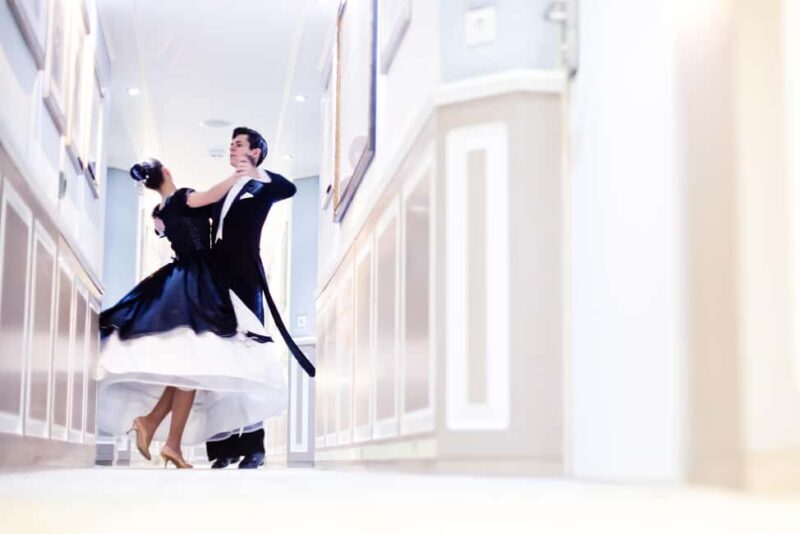 Vienna: Viennese Waltz Workshop for Couples - Practical Details and Tips