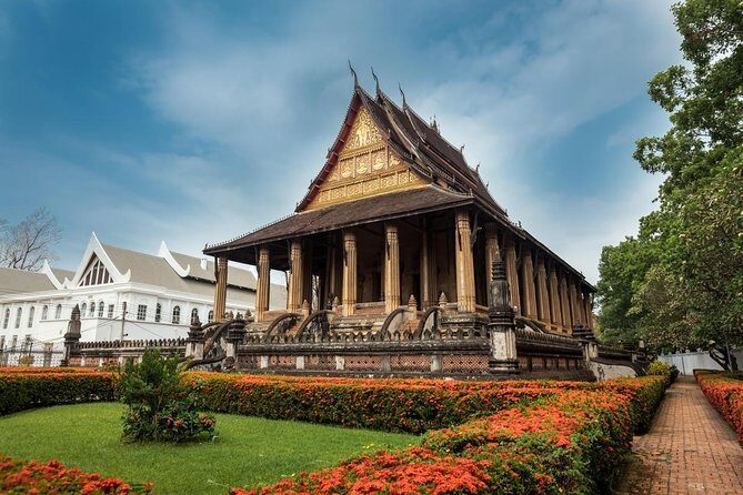 Vientiane City Private Car and Minivan for Rent - Key Points