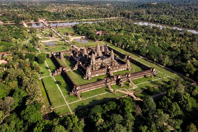Vietnam And Cambodia At Glance in 9 Days - An Overview of the 9-Day Journey