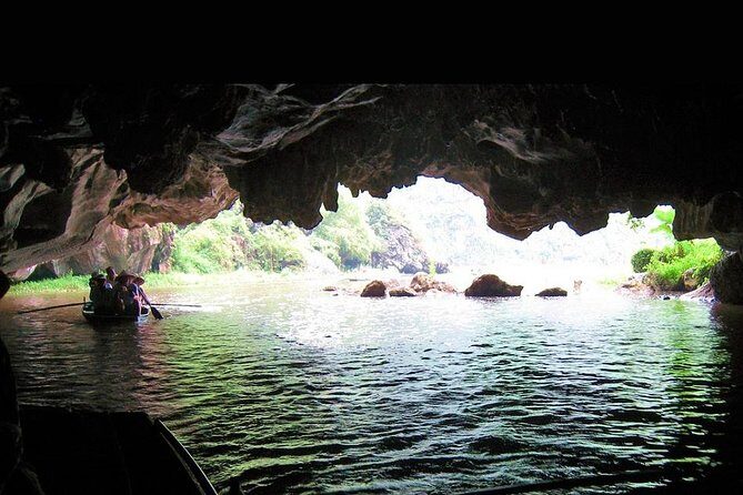 Vietnam north package 4 days 3 nights- Hanoi city tour and Halong bay - FAQ
