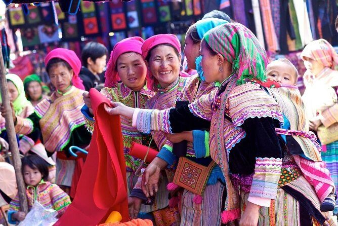 Vietnam Package Tours - Scenic Highlights Tailored for Adventure and Culture