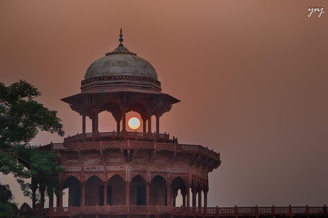 View one of Seven Wonders at Sunrise (Guided Day Trip to Agra) - FAQs