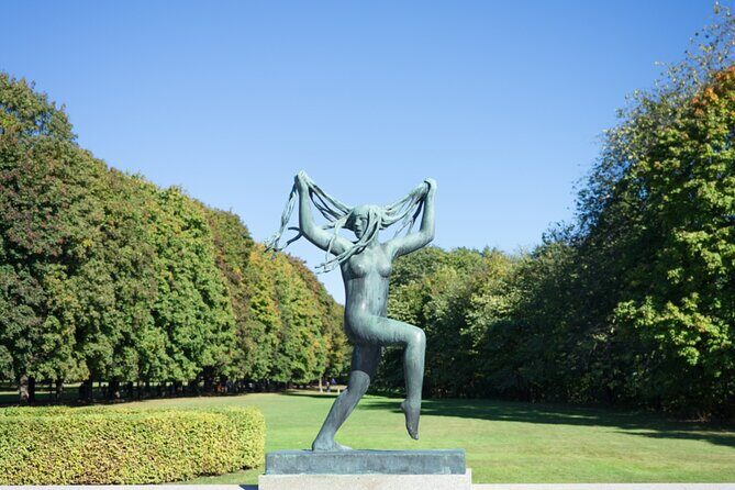 Vigeland Alien Threat in Oslo Exploration Game and Tour - The Experience: A Detailed Look at the Tour Itself