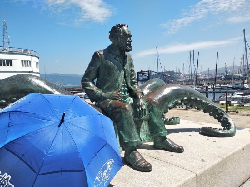 Vigo: Private Walking Tour with local guide - Key Points