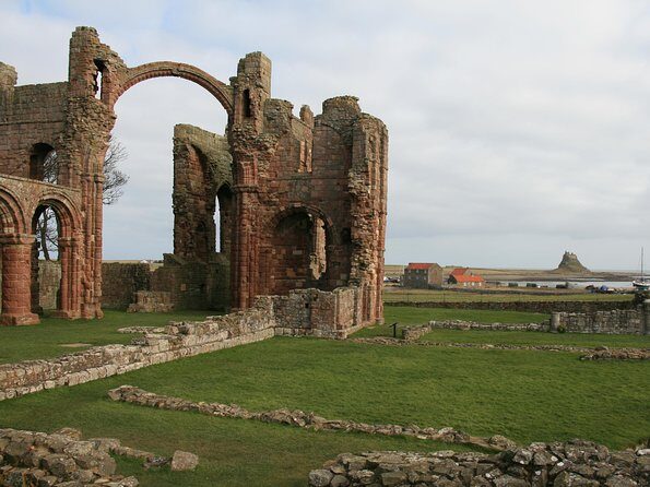 Viking Coast and Alnwick Castle Very Small Group Tour from Edinburgh - Insights from Travelers’ Reviews