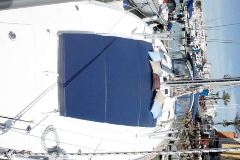 Vilamoura: Coastal Cruise on a Luxury Sailing Yacht - Diving into the Itinerary